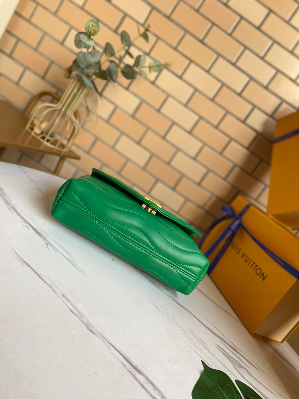 ルイヴィトンバッグ内部構造